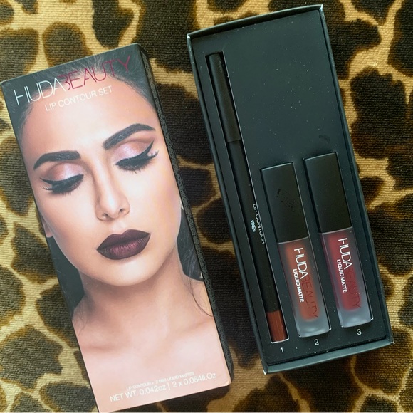 HUDA BEAUTY Other - Huda Beauty Lip Contour Set